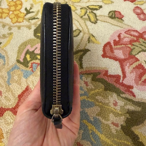 Unisex GUCCI Guccissima Signature Sukey Zip Around Wallet Black - Picture 7 of 16